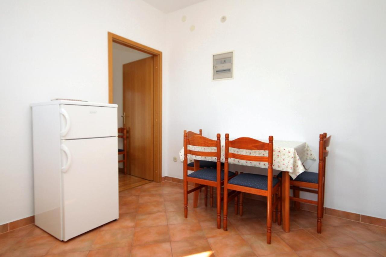 Apartments With A Parking Space Jelsa, Hvar - 8765 Jelsa  Esterno foto
